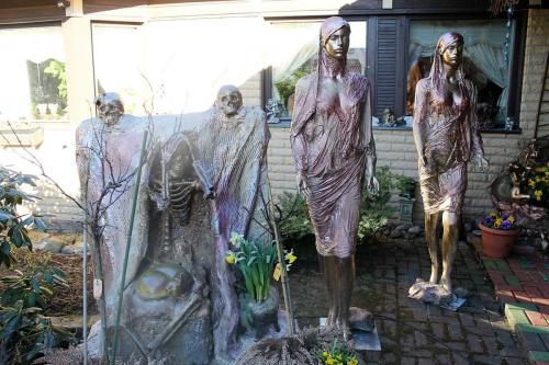 Matti Luostarinen, Cluster art. Cluster art garden in 2017