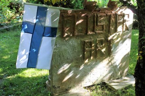 Matti Luostarinen. Cluster art garden. The day of art 10.07 2017. The birth day of Matti Luostarinen 10.07. 1951.