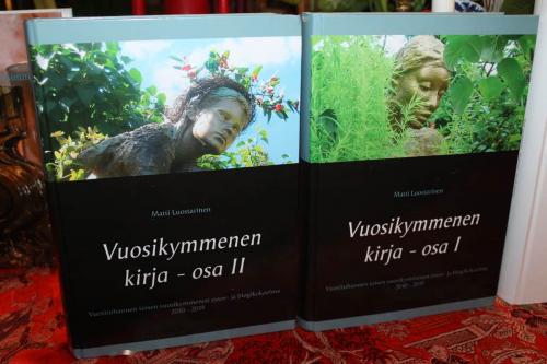 Matti Luostarinen. Vuosikymmenen kirja - osa I ja osa II, kuvitettuina.