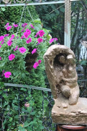 Matti Luostarinen, Cluster art, The Garden of Cluster art, Oidipus