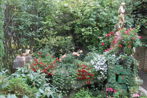 Matti Luostarinen, Cluster art, The Garden of Cluster art