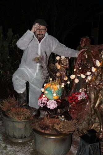 Matti Luostarinen. Pandemia. Cluster art - Art of Clusters.