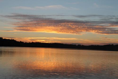 Matti Luostarinen, Cluster art, Kaukjärvi lake, Sunset