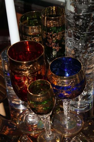 Matti Luostarinen. Cluster art and Art of Cluters, Crystal art. To the memory of prof. Oiva Toikka.