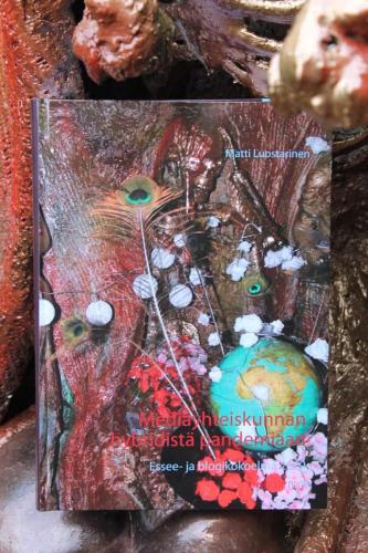 Matti Luostarinen. Cluster art. Pandemiakirja nyt! "Mediayhteiskunnan hybridistä pandemiaan" Essee- ja blogikokoelma 2019.