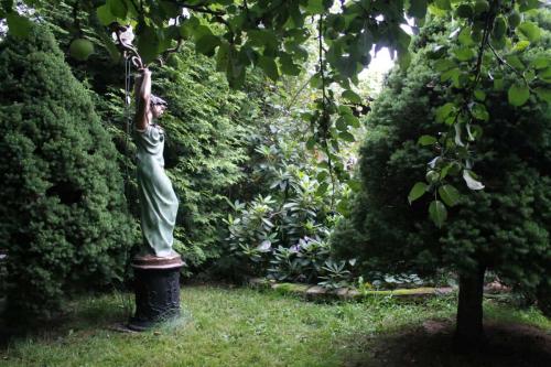 Matti Luostarinen. Cluster art. Cluster art garden 2017