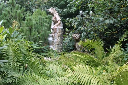 Matti Luostarinen. Cluster art. Cluster art garden 2017