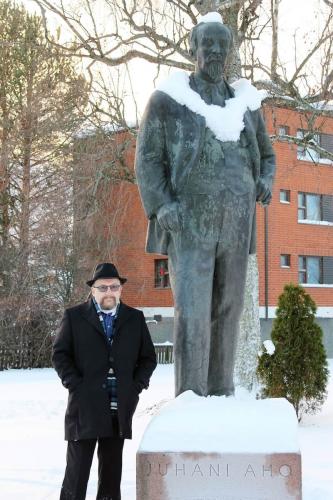 Matti Luostarinen, Cluster art, Juhani Aho, Iisalmi
