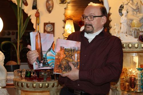 Matti Luostarinen. Cluster art. Art of Clusters. Suomi - Maailman onnellisimman maan oppikirja numero I ja II