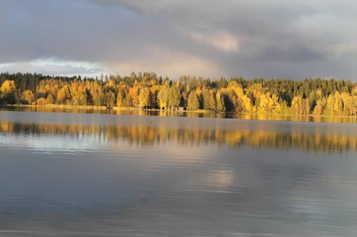 Matti Luostarinen. Cluster art. Forssa, Kaukjärvi.