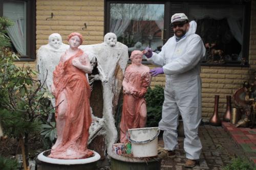 Matti Luostarinen: Cluster art garden 2021. 